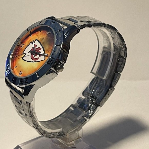 KANSAS CITY CHIEFS NFL Team Logo Men's Stainless-Steel Silver Analog Watch NEW - Picture 3 of 10